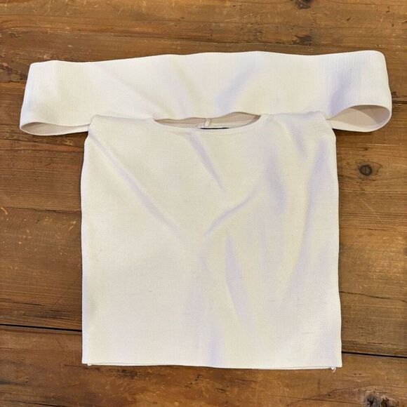 Express Body Contour Off The Shoulder Stretchy Top Cream Off White Size XS - Picture 4 of 7